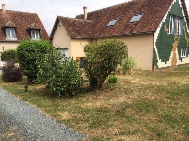 Country house A La Campagne Avec Piscine Et Ardentes